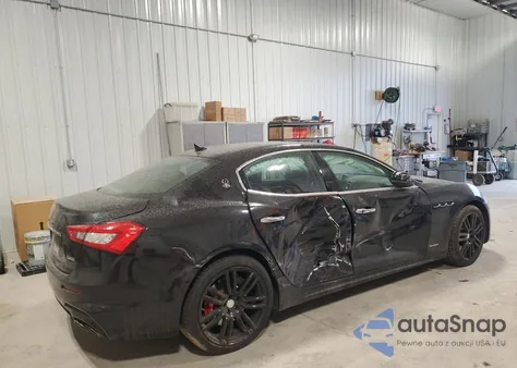 2018 Maserati Ghibli S из США, поврежденный, VIN ZAM57YTS5J1259961